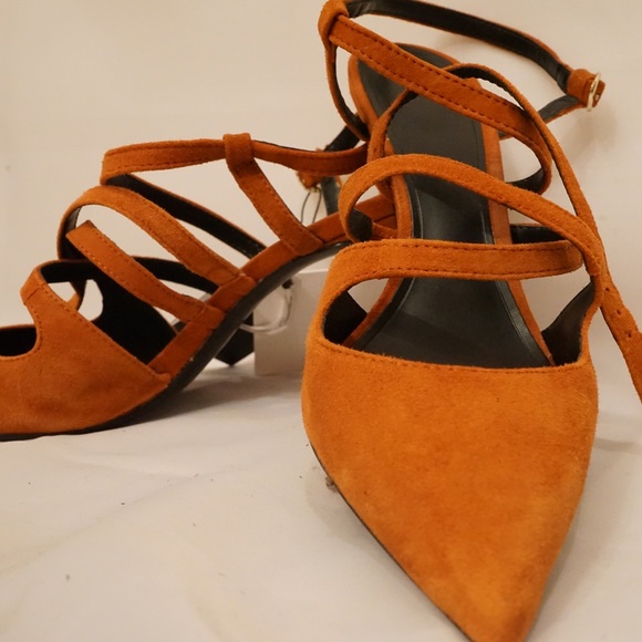 Strap leather shoes - Picture 4 of 6